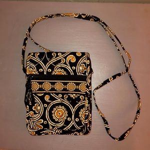Vera Bradley crossbody messenger purse